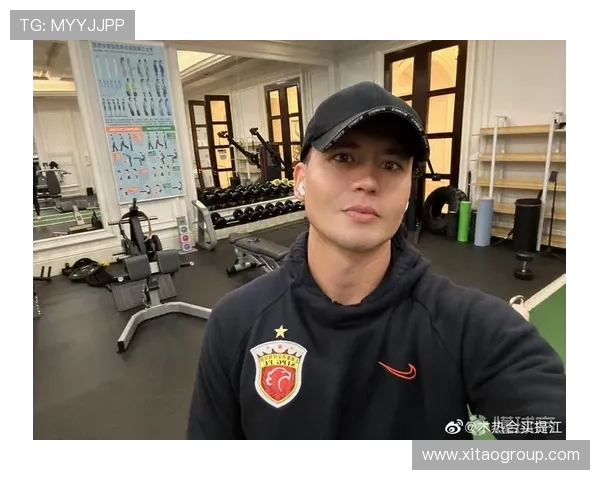 丑闻！海港冠军成员买提江被曝与女球迷暧昧，离婚声明遭质疑(1)