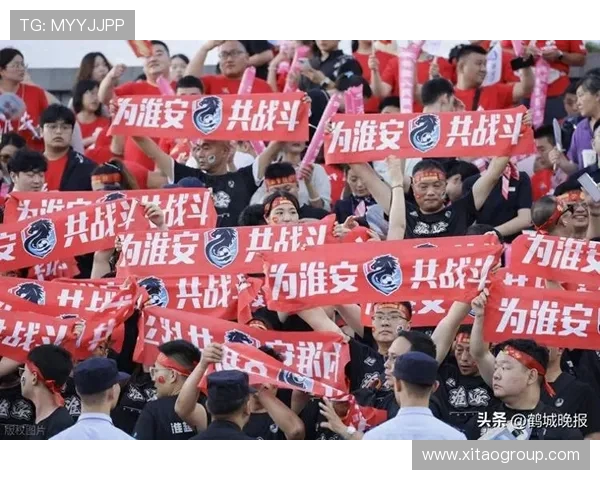 苏超球迷净场行动:文明观赛新标杆(1) 苏超球迷净场行动:文明观赛新标杆(1)